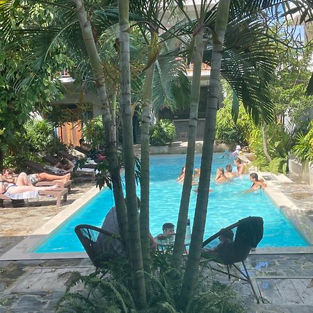Surf Gangs Arugambay Hotel Vịnh Arugam Ngoại thất bức ảnh