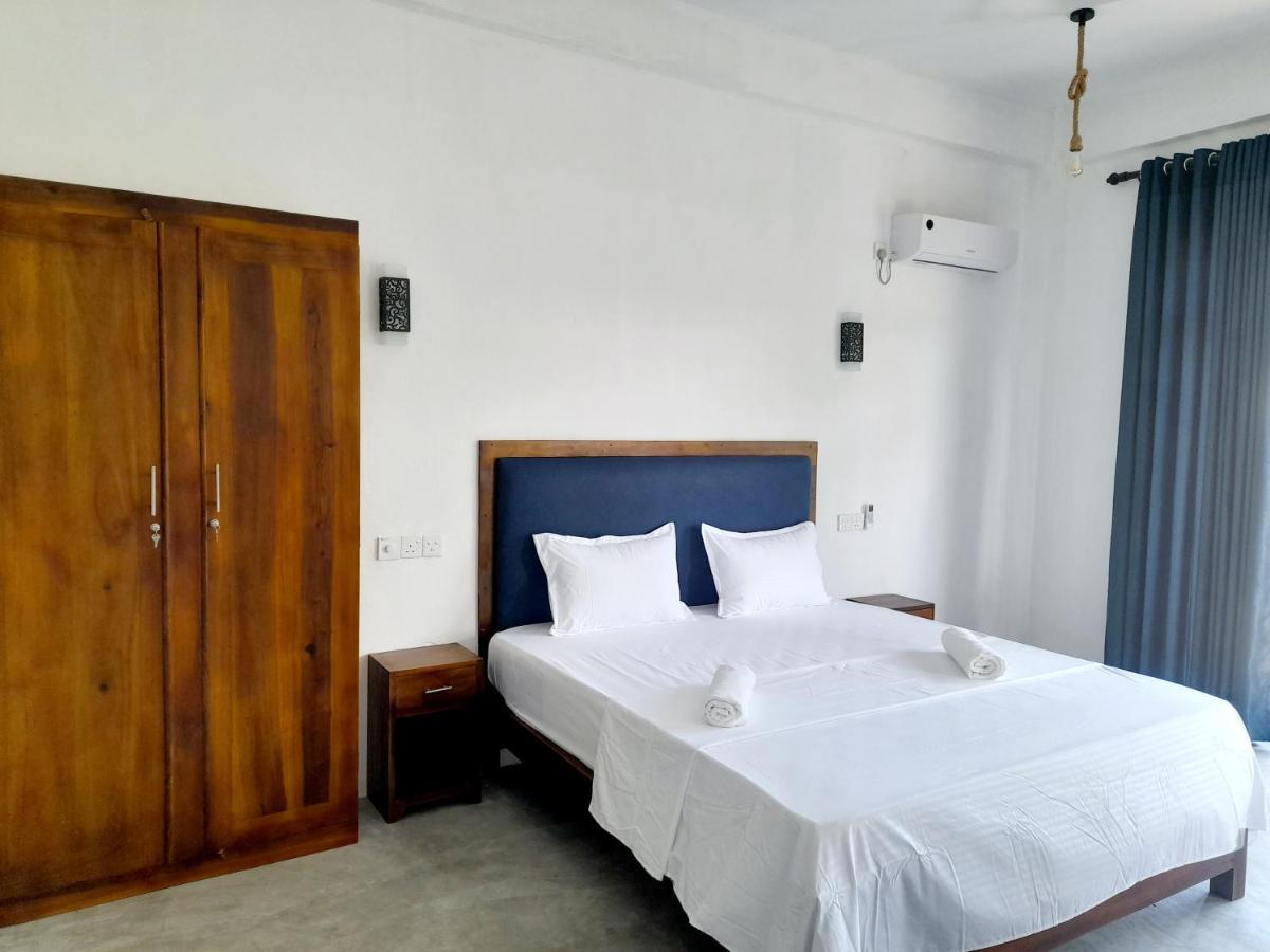 Surf Gangs Arugambay Hotel Vịnh Arugam Ngoại thất bức ảnh