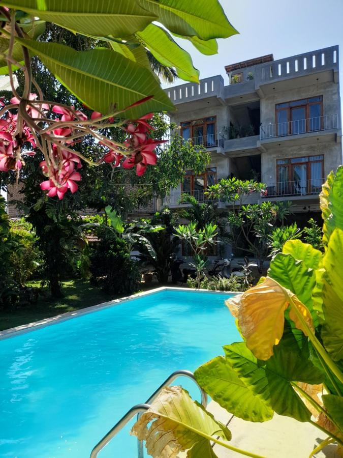 Surf Gangs Arugambay Hotel Vịnh Arugam Ngoại thất bức ảnh