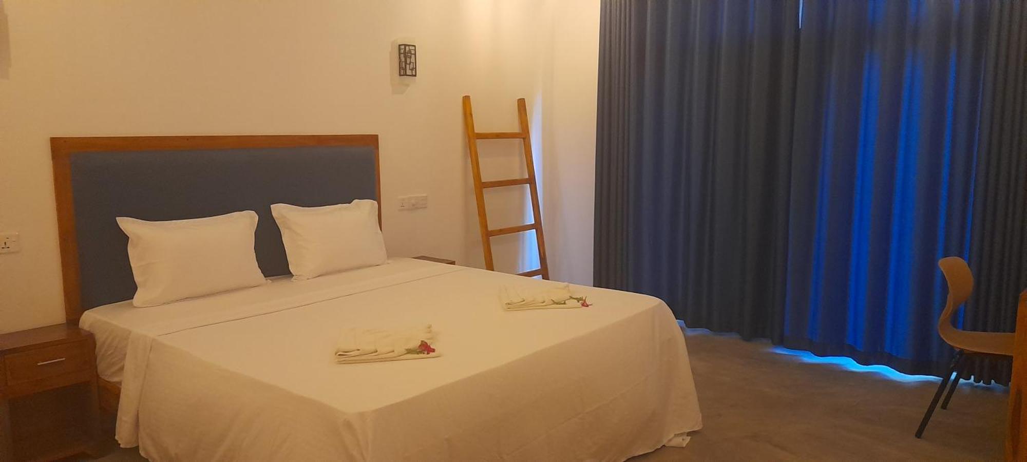 Surf Gangs Arugambay Hotel Vịnh Arugam Ngoại thất bức ảnh